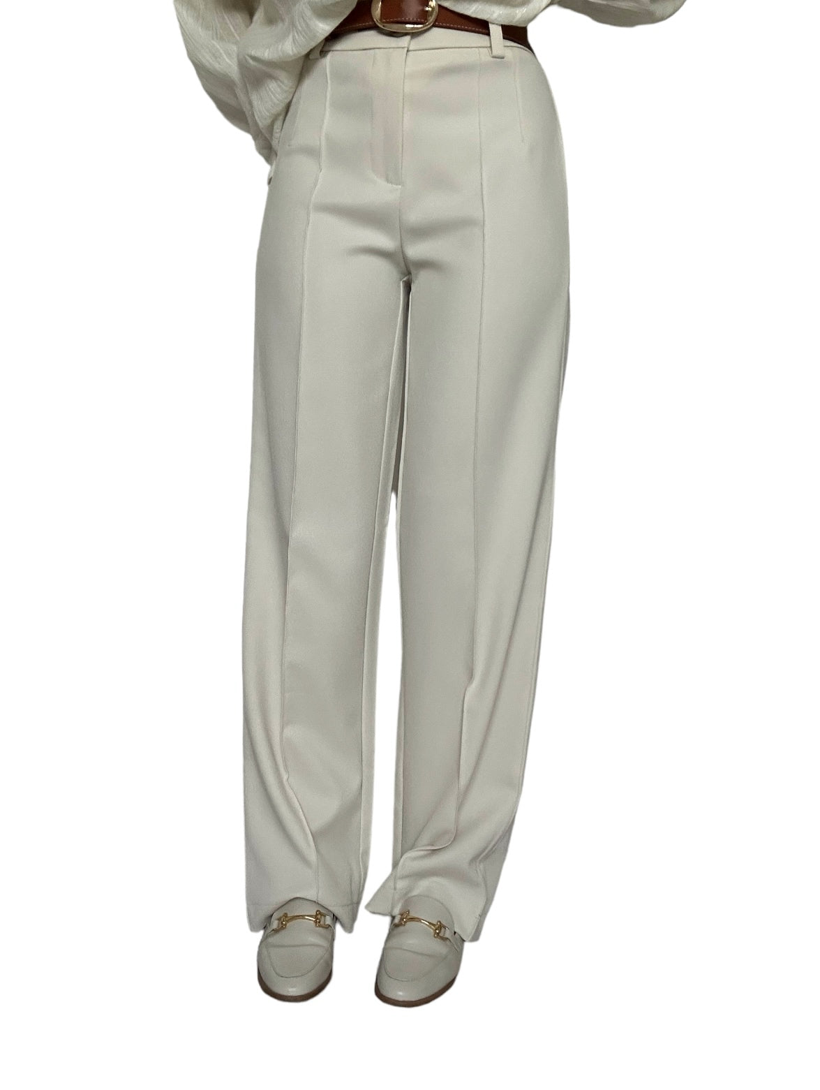 Découvrez notre pantalon tailleur beige long, un incontournable de votre garde-robe professionnelle, alliant élégance et confort. Fabriqué avec un mélange de polyester et d’élasthanne, ce pantalon offre une coupe impeccable et une sensation de douceur sur la peau. Sa couleur beige intemporelle ajoute une touche de sophistication à votre tenue, tandis que sa longueur ample et élégante crée une silhouette élancée et professionnelle.
Détails de la conception : 30% lin et 70% viscose
