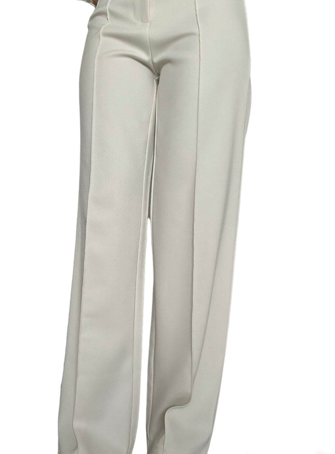 Découvrez notre pantalon tailleur beige long, un incontournable de votre garde-robe professionnelle, alliant élégance et confort. Fabriqué avec un mélange de polyester et d’élasthanne, ce pantalon offre une coupe impeccable et une sensation de douceur sur la peau. Sa couleur beige intemporelle ajoute une touche de sophistication à votre tenue, tandis que sa longueur ample et élégante crée une silhouette élancée et professionnelle.
Détails de la conception : 30% lin et 70% viscose
